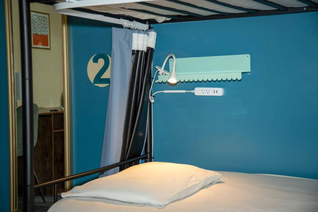6-Bed Mixed Dormitory Room