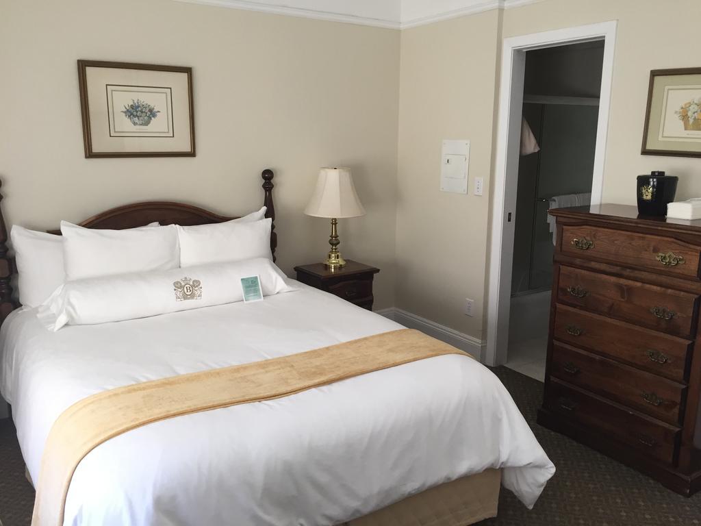 Standard Queen Room,255356217:JPEG