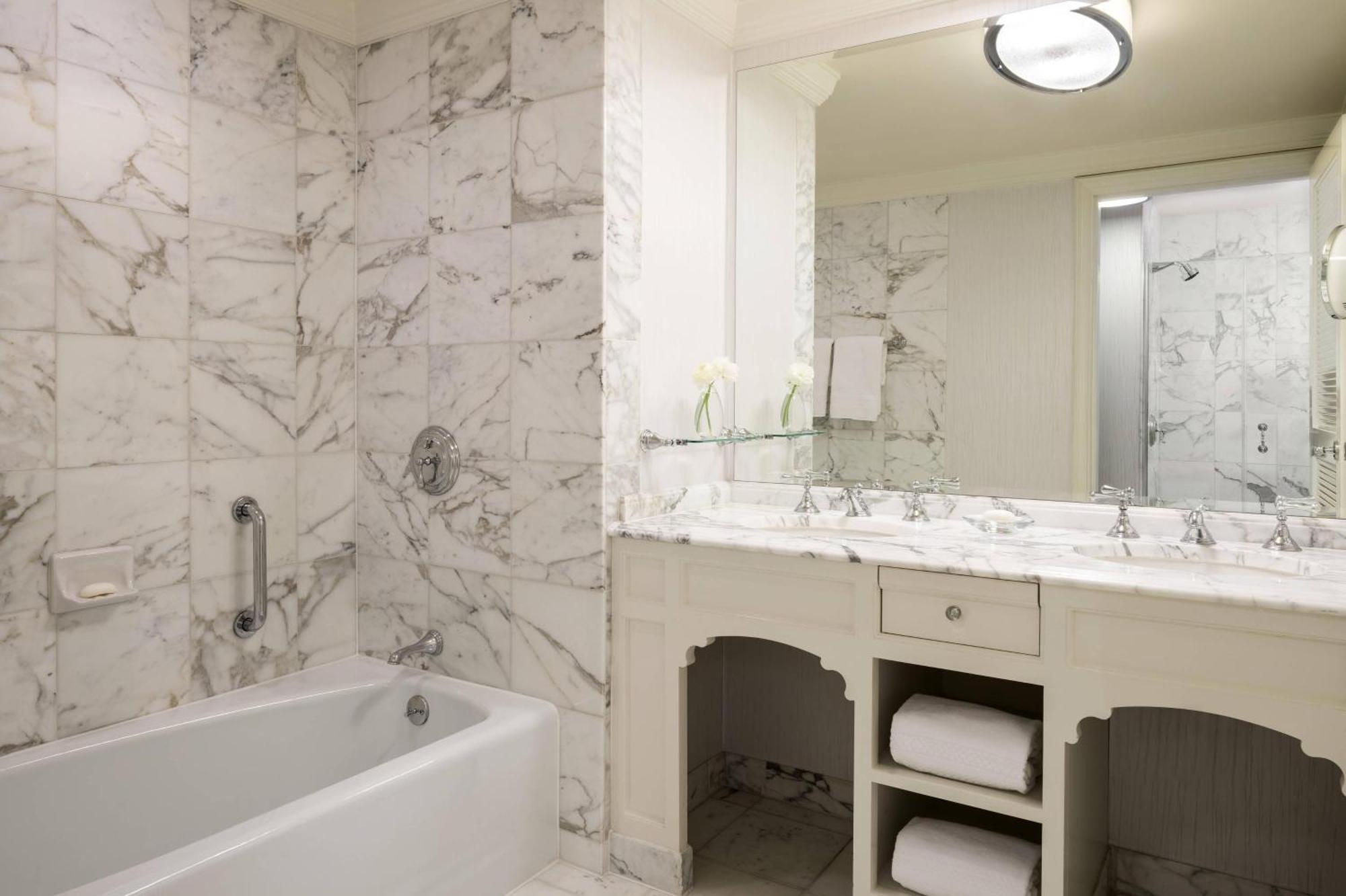 Executive King Suite