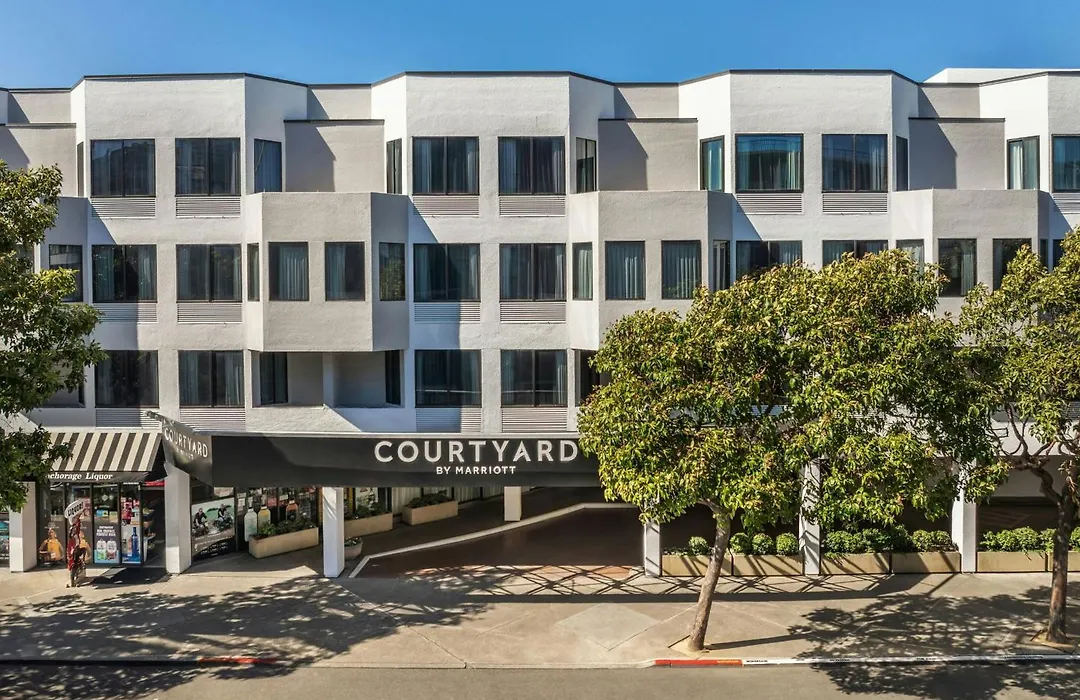 Courtyard By Marriott Fishermans Wharf-1