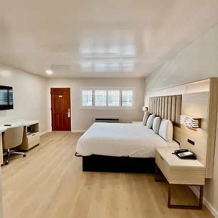Nob Hill Motor Inn -Newly Updated Rooms!-3