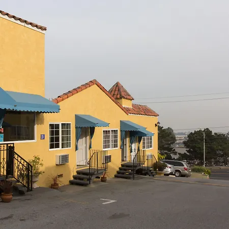 Alpine Inn & Suites-2
