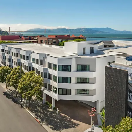 Courtyard By Marriott Fishermans Wharf-2